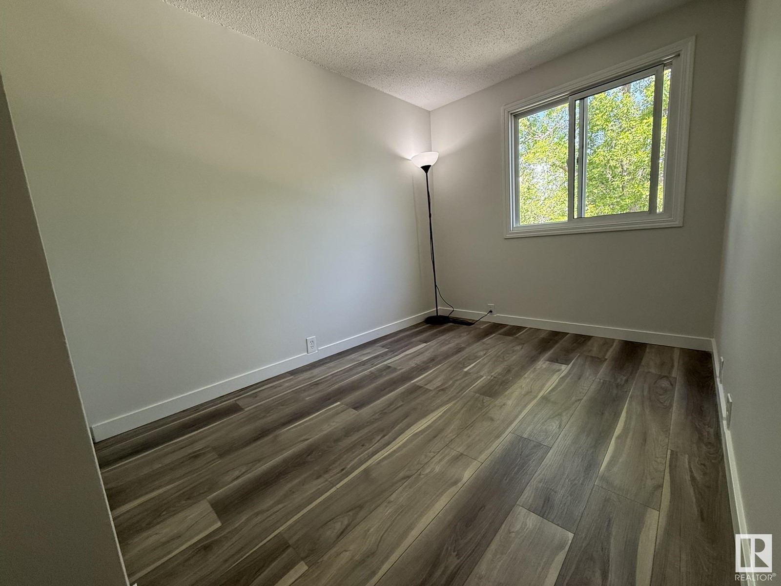 #39 2024 57 St Nw, Edmonton, Alberta  T6L 2Z3 - Photo 29 - E4441006