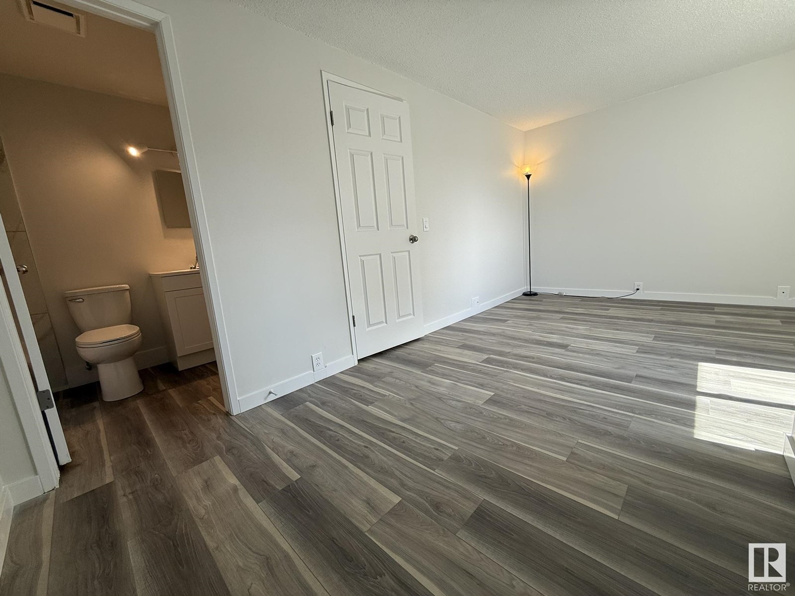 #39 2024 57 St Nw, Edmonton, Alberta  T6L 2Z3 - Photo 28 - E4441006