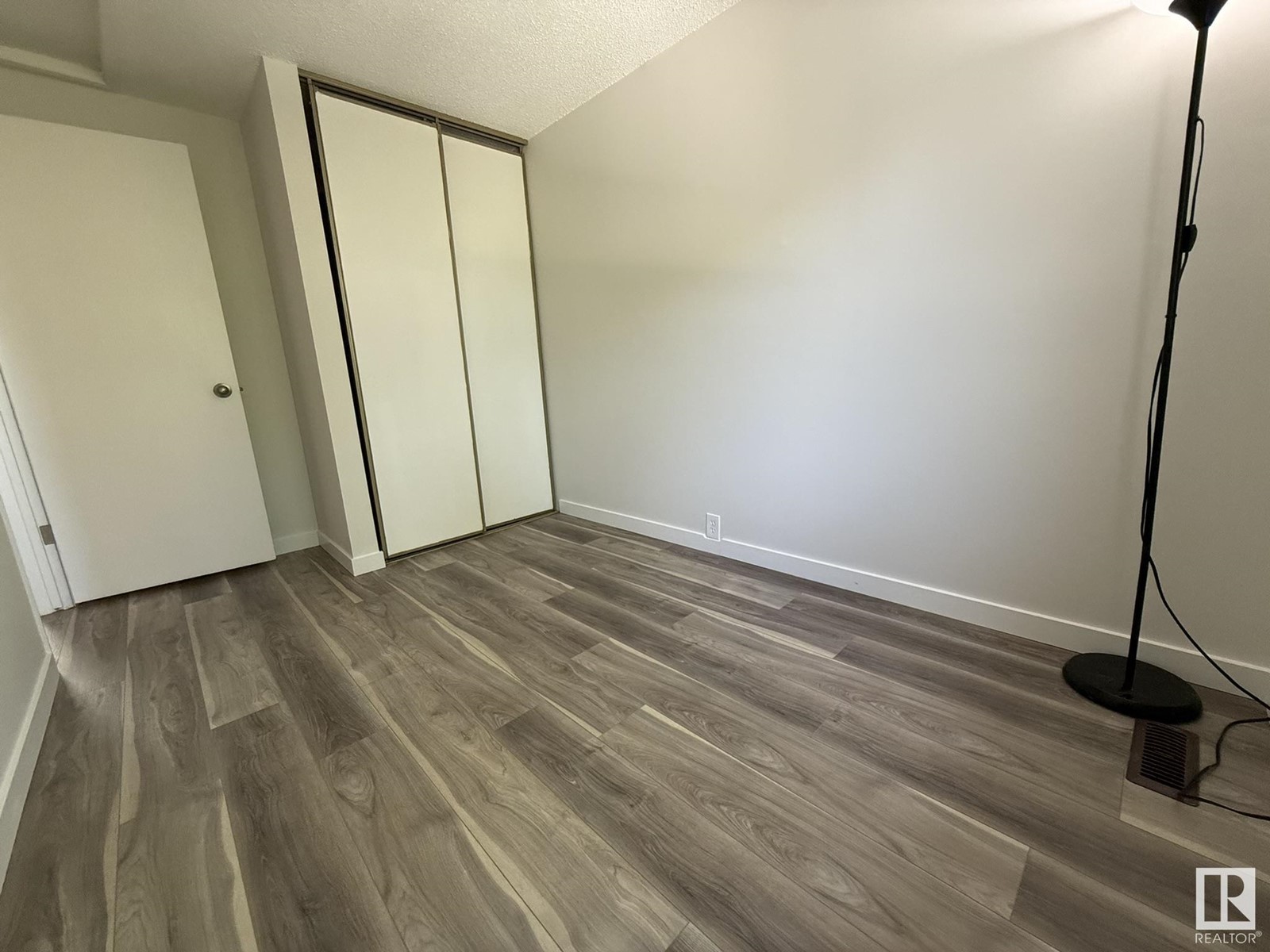 #39 2024 57 St Nw, Edmonton, Alberta  T6L 2Z3 - Photo 30 - E4441006