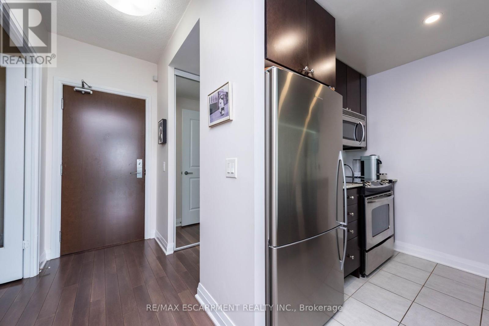 710 - 1055 Southdown Road, Mississauga, Ontario  L5J 0A3 - Photo 10 - W12204186