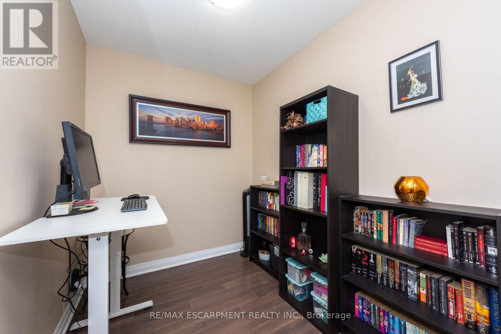 710 - 1055 Southdown Road, Mississauga, Ontario  L5J 0A3 - Photo 7 - W12204186
