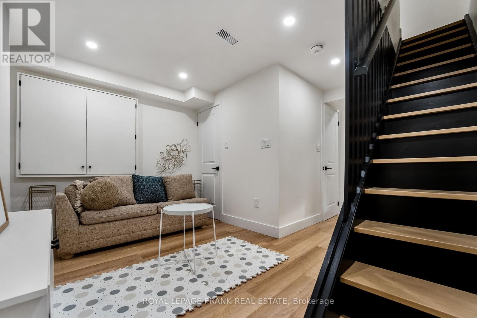 70 Wiltshire Avenue, Toronto, Ontario M6N 2V9 - Photo 17 - W12204199