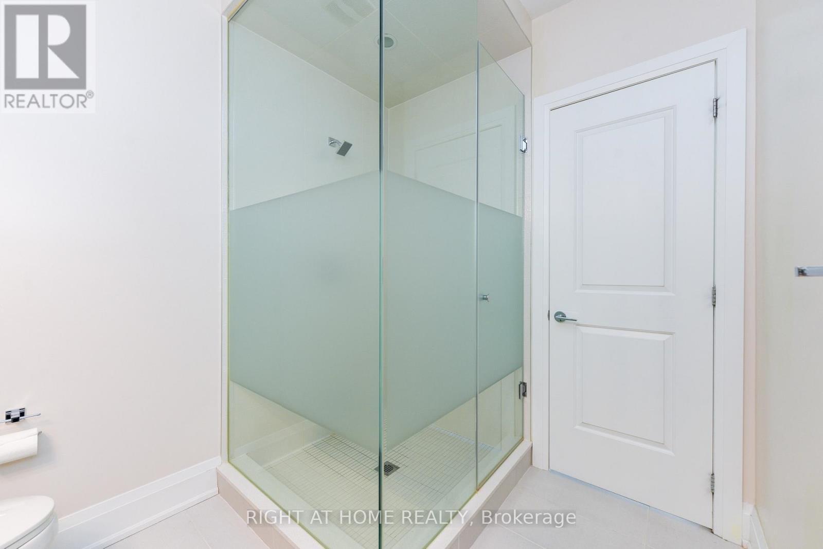 Main/upper Level - 5167 Symphony Court, Mississauga (Central Erin Mills), Ontario  L5M 0Z6 - Photo 17 - W12155720