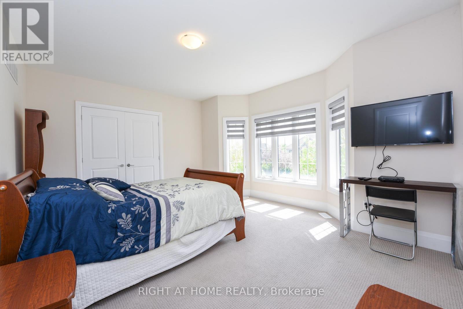 Main/upper Level - 5167 Symphony Court, Mississauga (Central Erin Mills), Ontario  L5M 0Z6 - Photo 22 - W12155720
