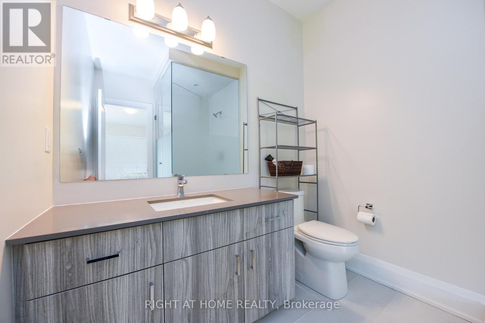 Main/upper Level - 5167 Symphony Court, Mississauga (Central Erin Mills), Ontario  L5M 0Z6 - Photo 21 - W12155720