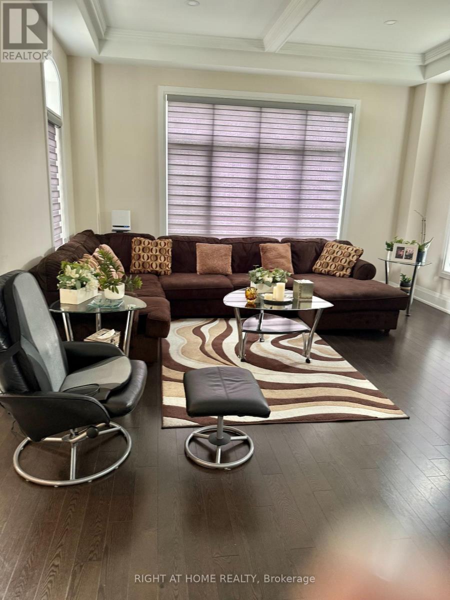 Main/upper Level - 5167 Symphony Court, Mississauga (Central Erin Mills), Ontario  L5M 0Z6 - Photo 6 - W12155720