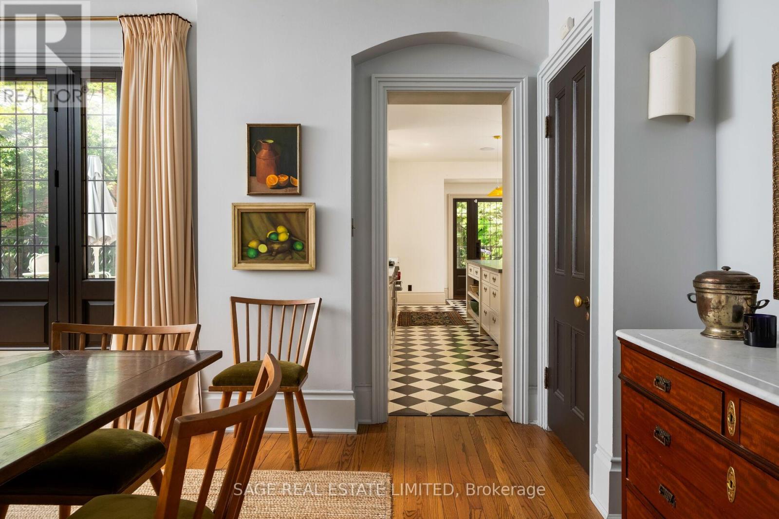 104 Park Road, Toronto, Ontario  M4W 2N7 - Photo 12 - C12204036