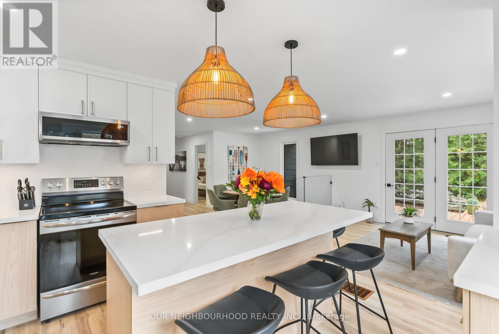 194 Snug Harbour Road, Kawartha Lakes, Ontario  K9V 4R6 - Photo 14 - X12115469