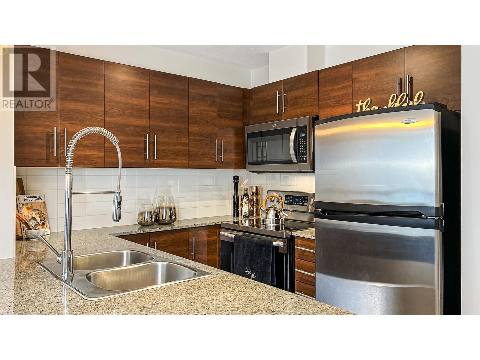 1201 813 Agnes Street, New Westminster, British Columbia  V3M 0A9 - Photo 11 - R3008386