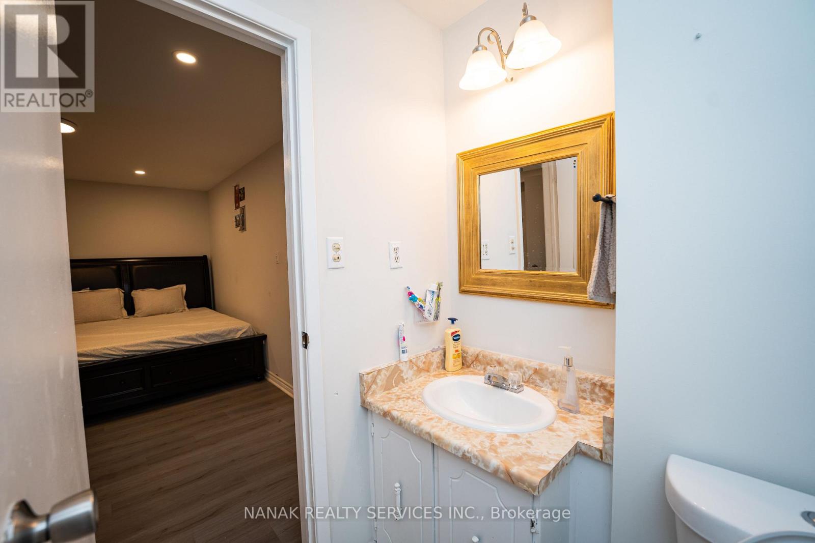 133 Murray St Street E, Brampton (Brampton West), Ontario  L6X 2S5 - Photo 24 - W12204198
