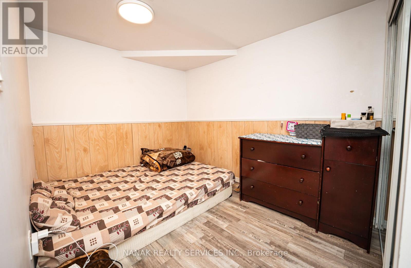 133 Murray St Street E, Brampton, Ontario  L6X 2S5 - Photo 39 - W12204198