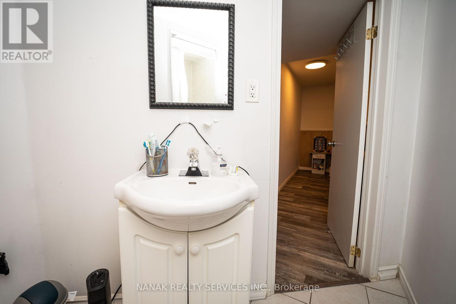 133 Murray St Street E, Brampton (Brampton West), Ontario  L6X 2S5 - Photo 42 - W12204198