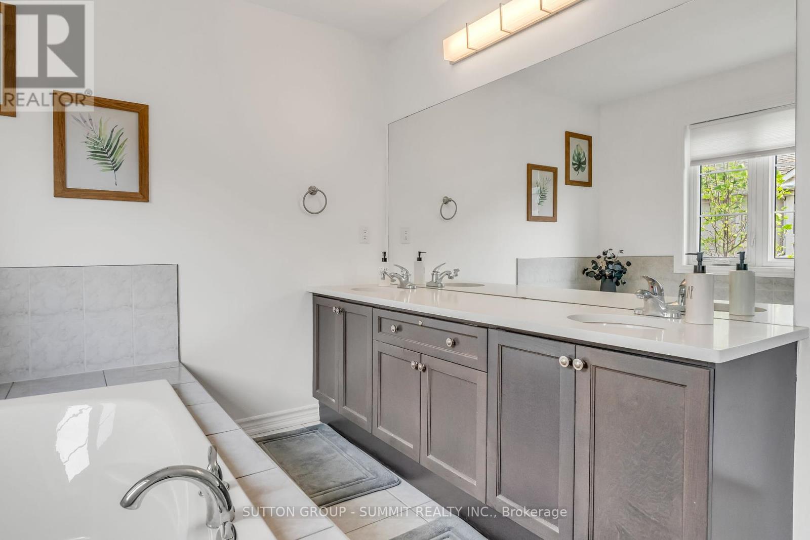 53 - 636 Evans Avenue S, Toronto (Alderwood), Ontario  M8W 2W6 - Photo 35 - W12204200