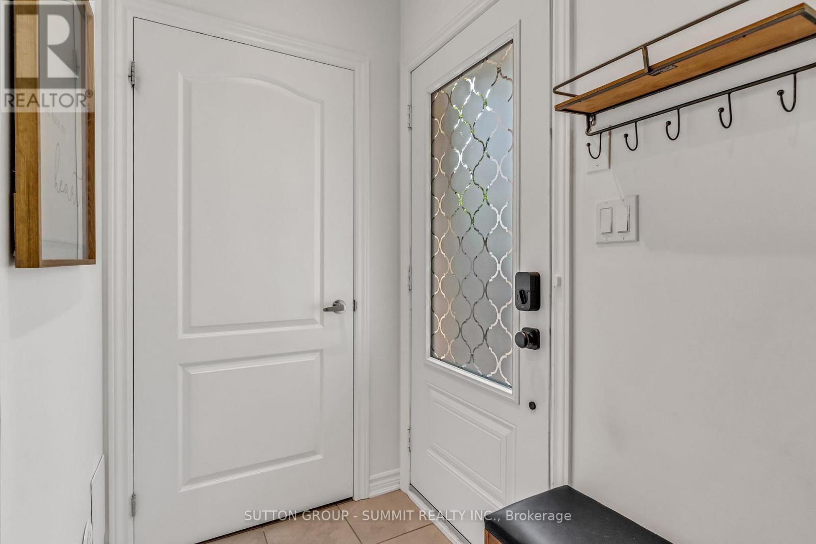 53 - 636 Evans Avenue S, Toronto (Alderwood), Ontario  M8W 2W6 - Photo 6 - W12204200