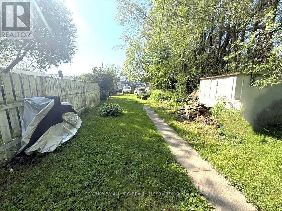 240 University Avenue W, Cobourg, Ontario  K9A 2E9 - Photo 4 - X12204224