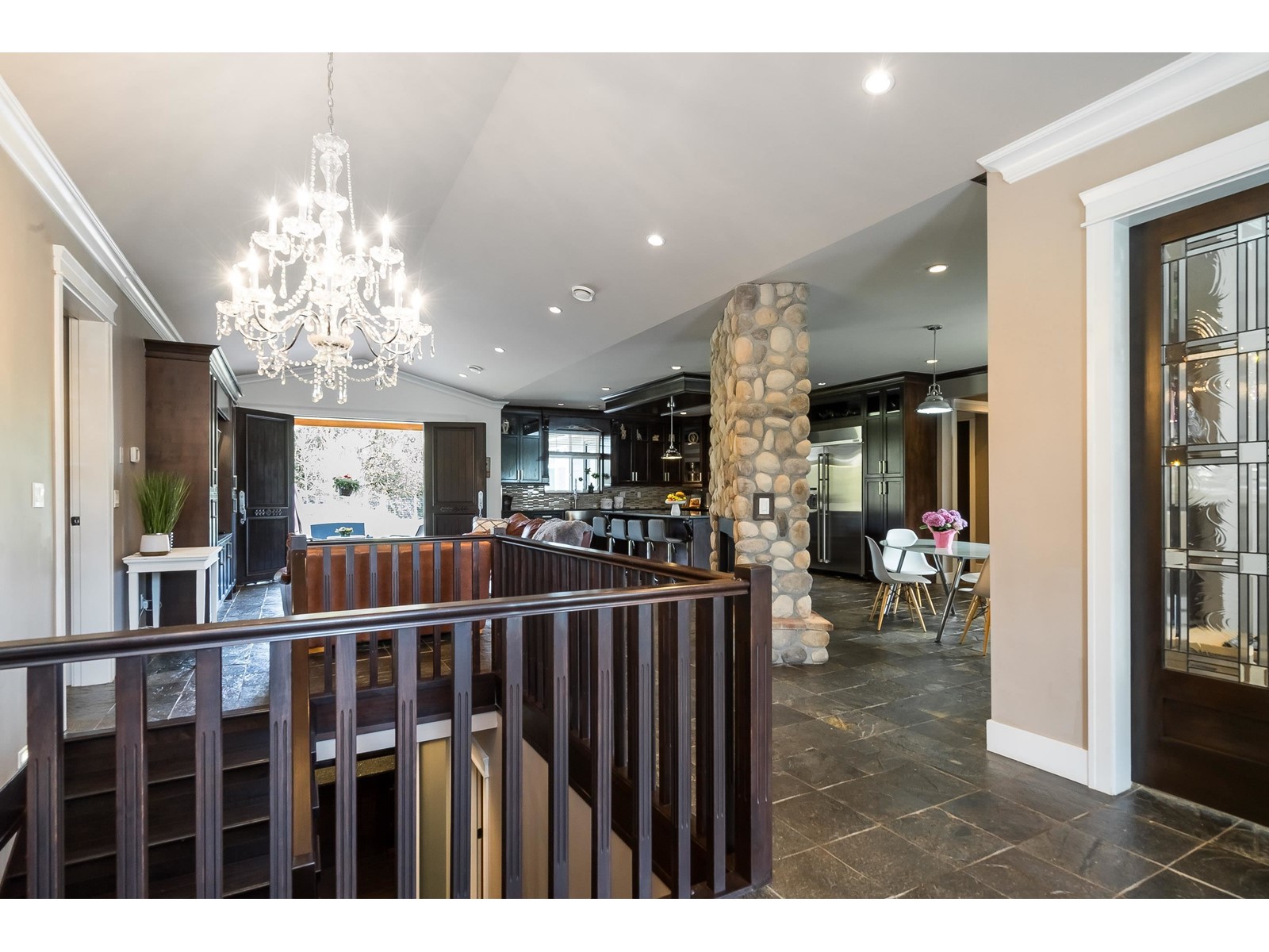 5860 Baynes Street, Abbotsford, British Columbia  V4X 1J9 - Photo 8 - R2986725