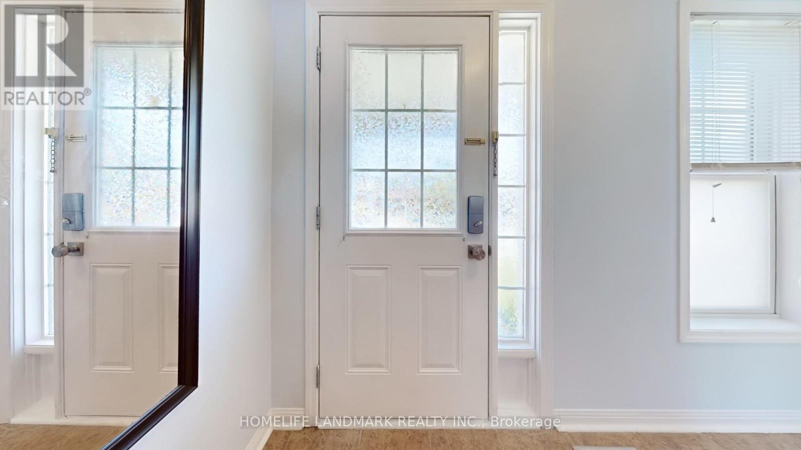 48 Redstart Drive, Cambridge, Ontario  N1T 2G6 - Photo 4 - X12204202