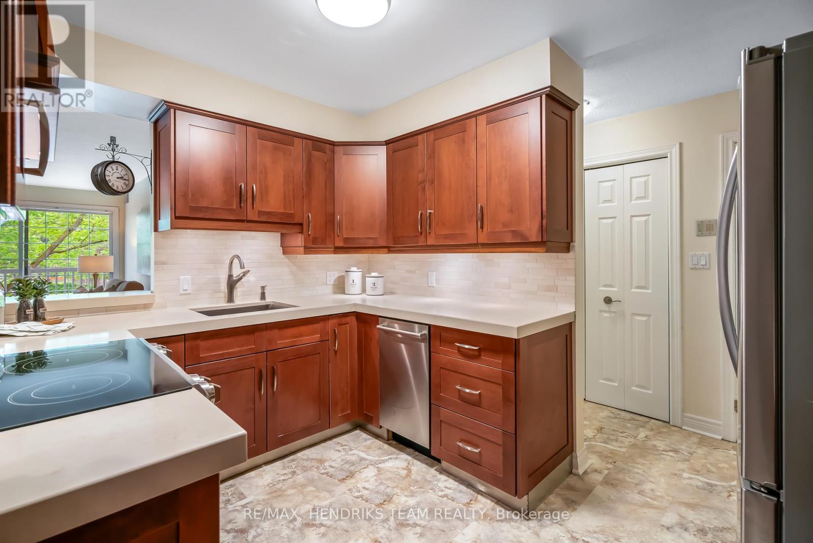 203 - 70 Main Street, St. Catharines (Port Dalhousie), Ontario  L2N 4T9 - Photo 18 - X12204223