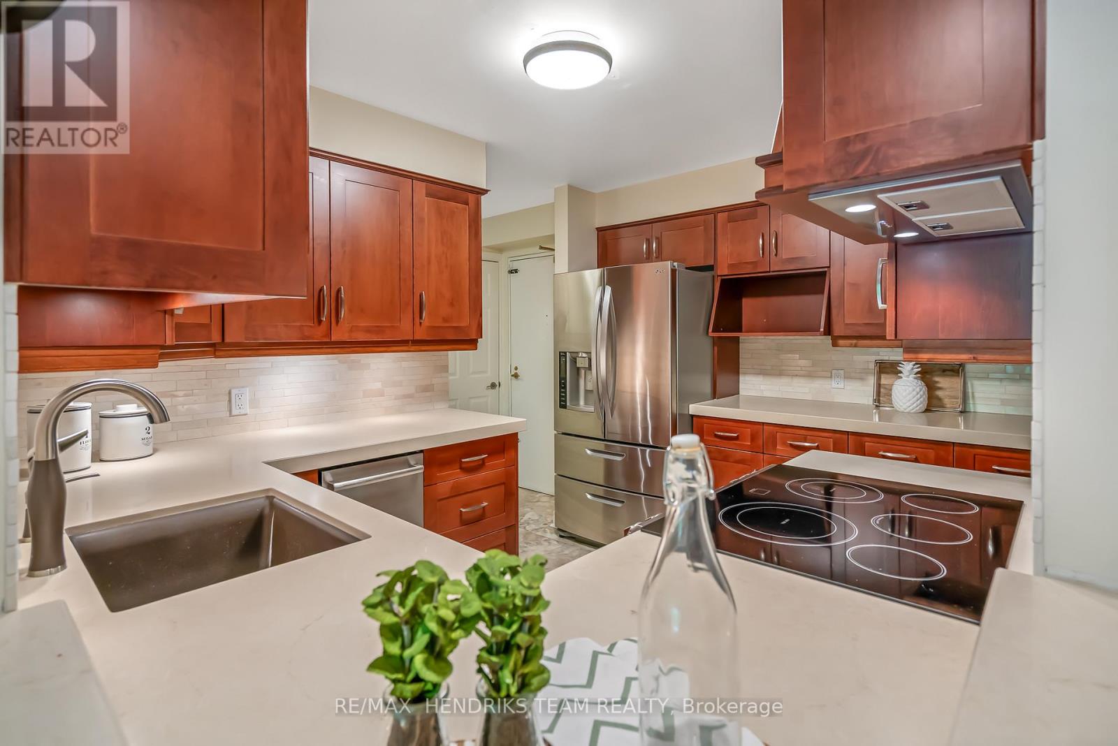 203 - 70 Main Street, St. Catharines (Port Dalhousie), Ontario  L2N 4T9 - Photo 20 - X12204223