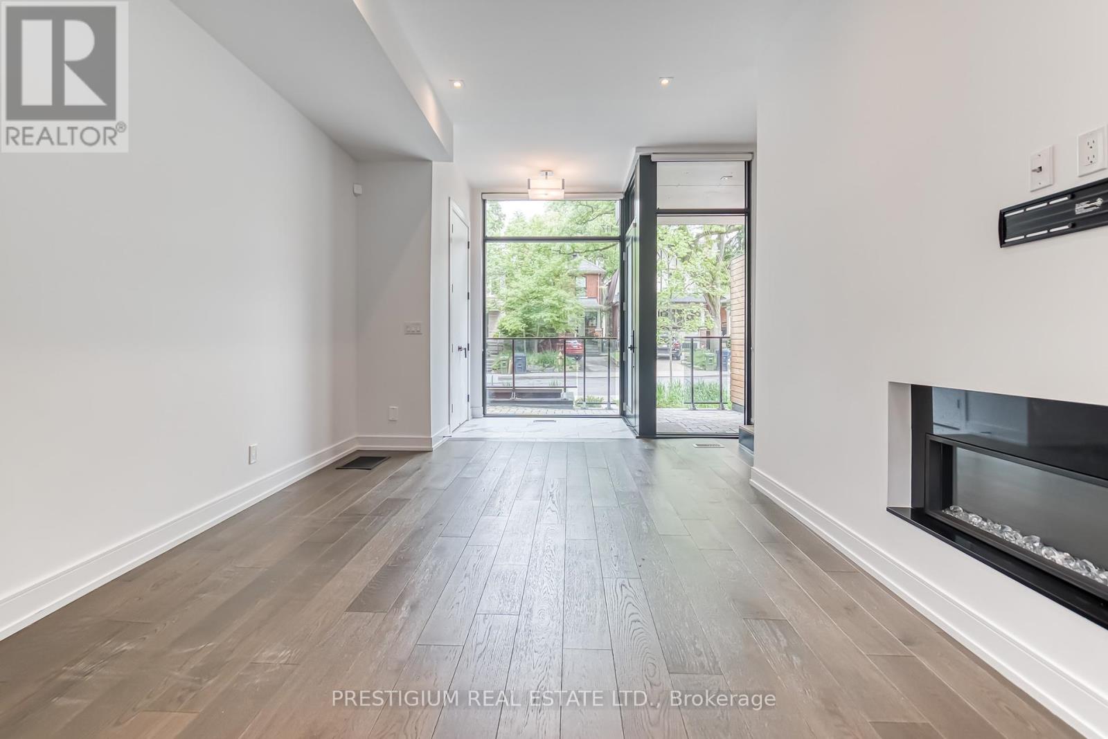 117 Roselawn Avenue, Toronto, Ontario  M4R 1E7 - Photo 8 - C12197396