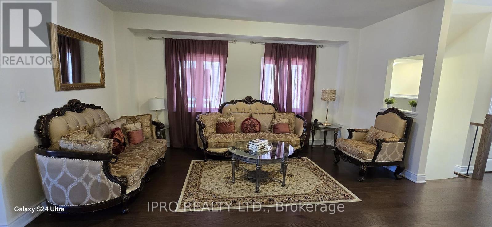 62 Mac Campbell Way, Bradford West Gwillimbury, Ontario  L3Z 4M7 - Photo 7 - N12066426