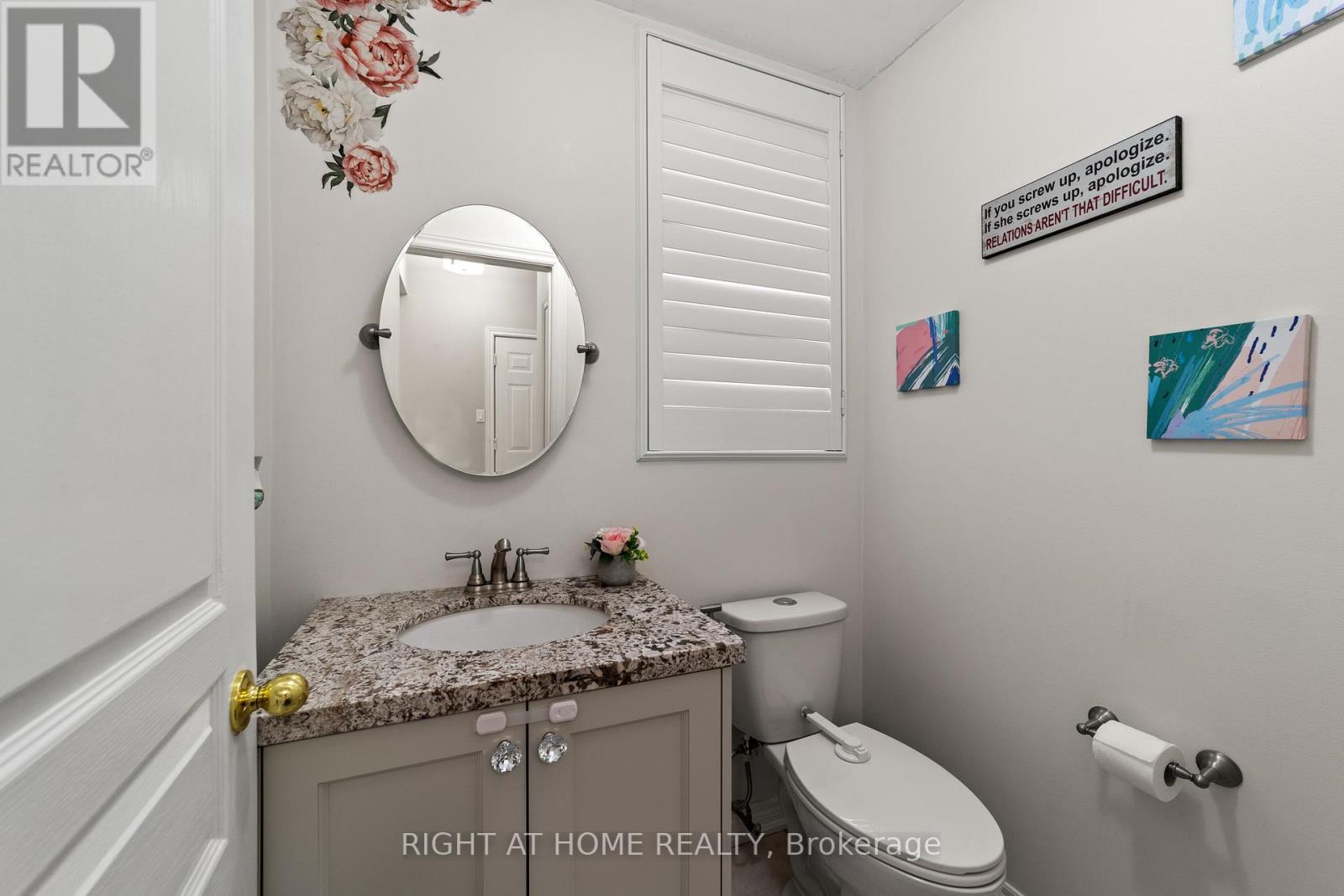 63 Chelton Drive, Richmond Hill, Ontario  L4E 4A8 - Photo 6 - N12202225
