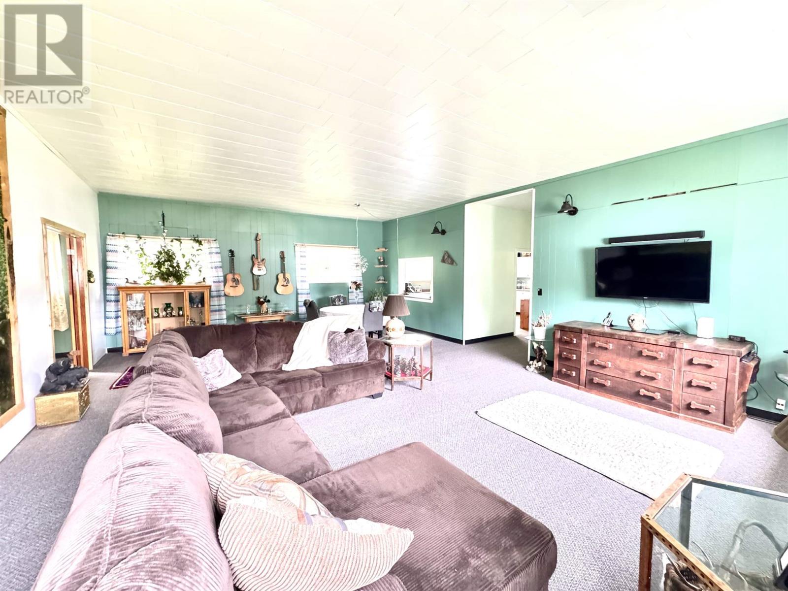 323 Hardy Ave, Wawa, Ontario  P0S 1K0 - Photo 21 - SM251447