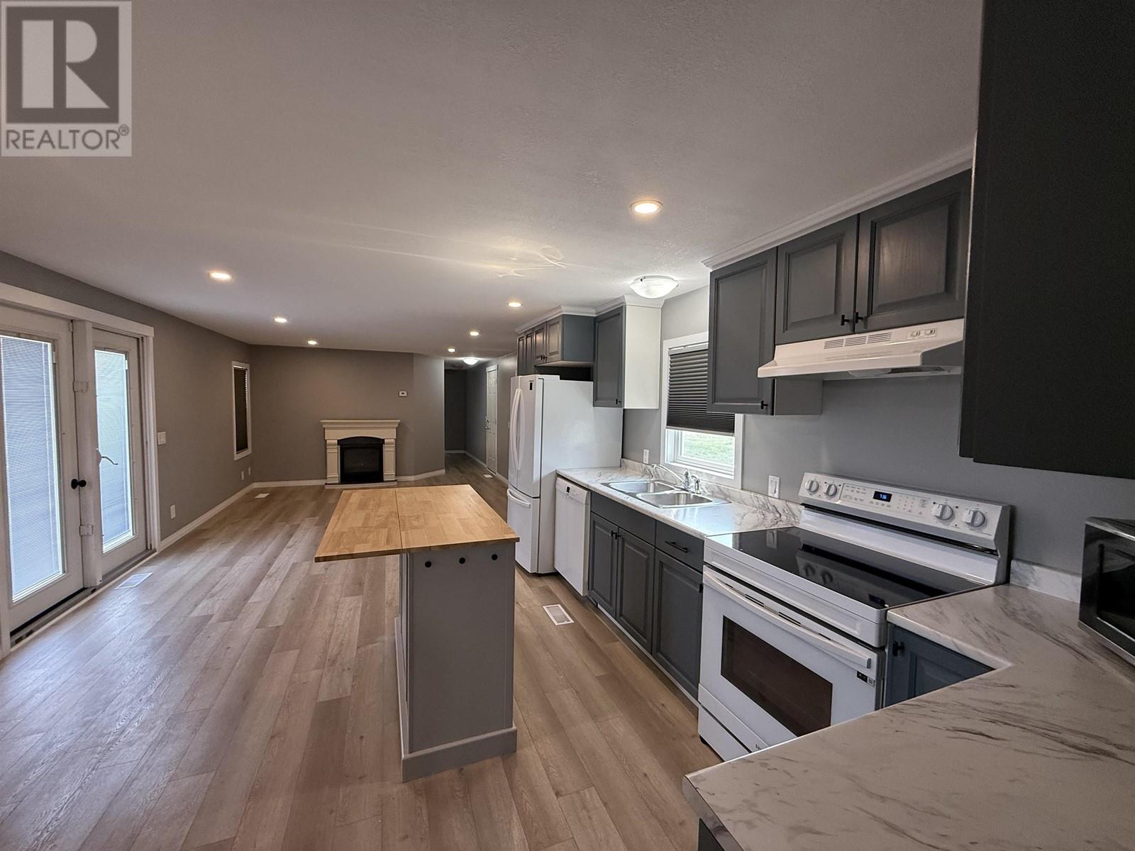 10208 98 Street, Taylor, British Columbia  V0C 2K0 - Photo 11 - R3011335