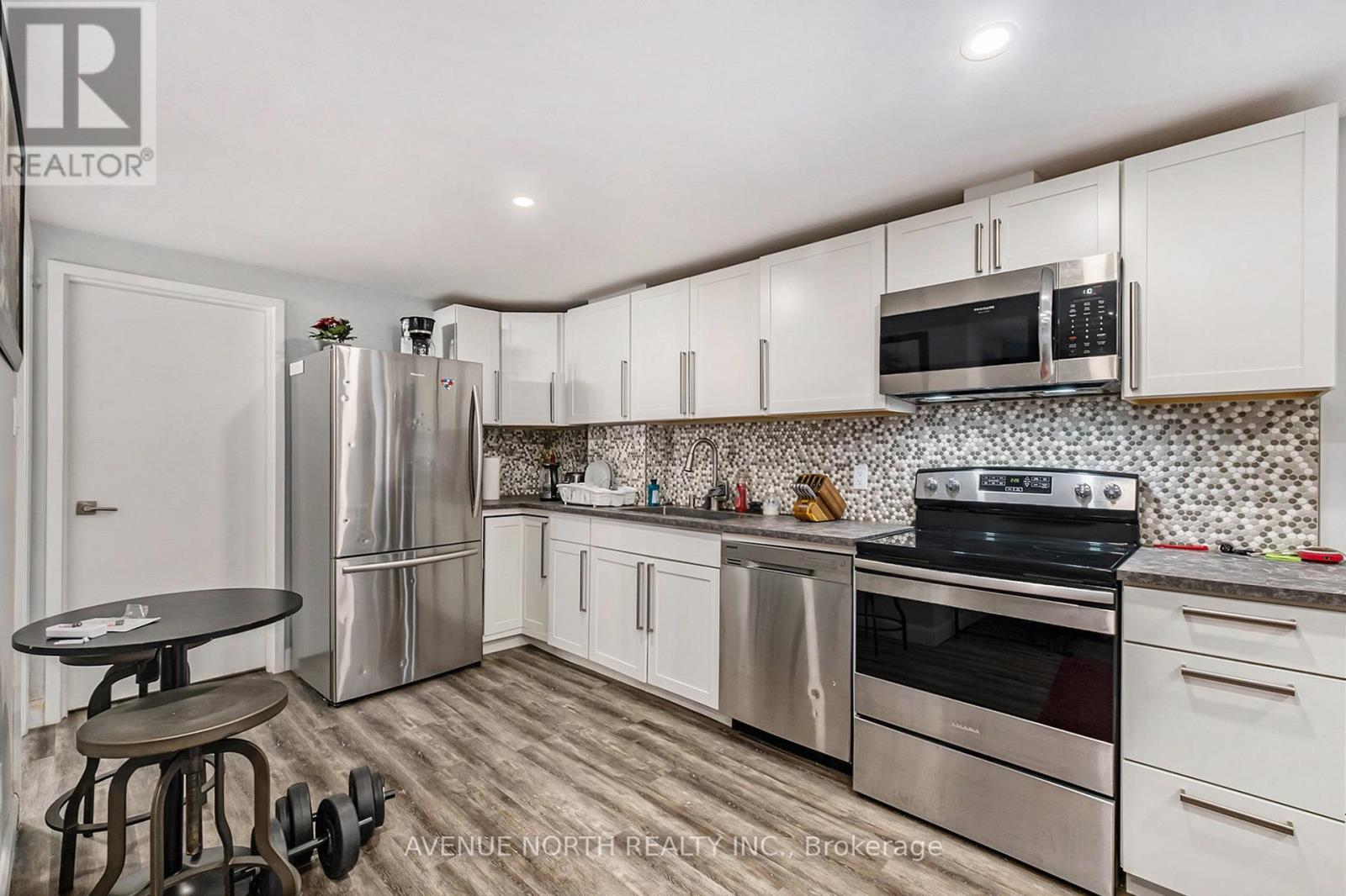 131a Queen Mary Street, Ottawa, Ontario  K1K 1X4 - Photo 28 - X12204214