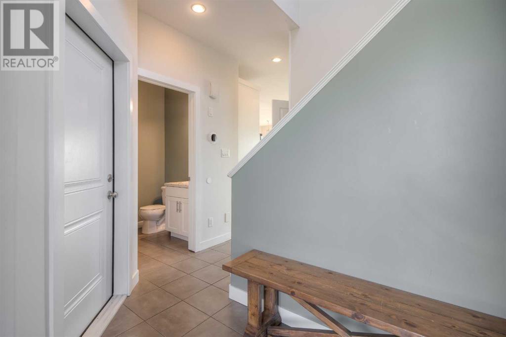 3807 Sundance Close, Coalhurst, Alberta  T0K 0V2 - Photo 4 - A2228837