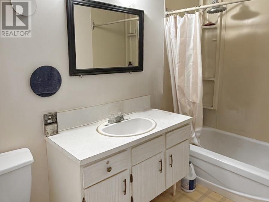 20 Morrison Street, Granisle, British Columbia  V1J 1X4 - Photo 8 - R3012370