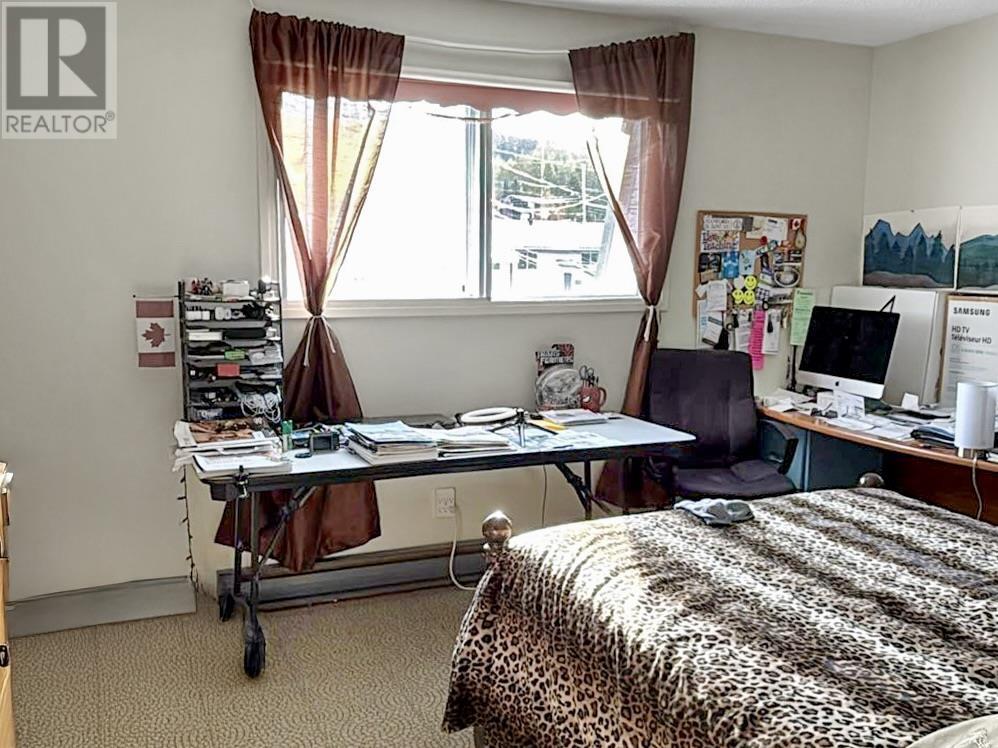 20 Morrison Street, Granisle, British Columbia  V1J 1X4 - Photo 7 - R3012370