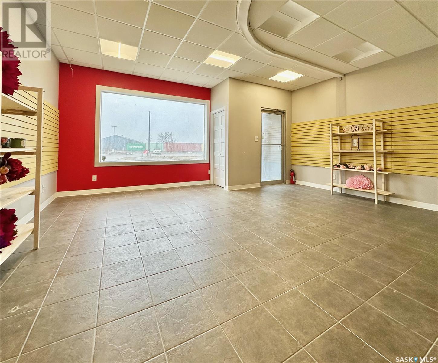 905 Winnipeg Street, Regina, Saskatchewan  S4R 1J1 - Photo 3 - SK008713