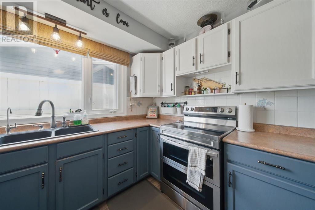 225 2 Avenue Ne, Airdrie, Alberta  T4B 2B8 - Photo 11 - A2228815
