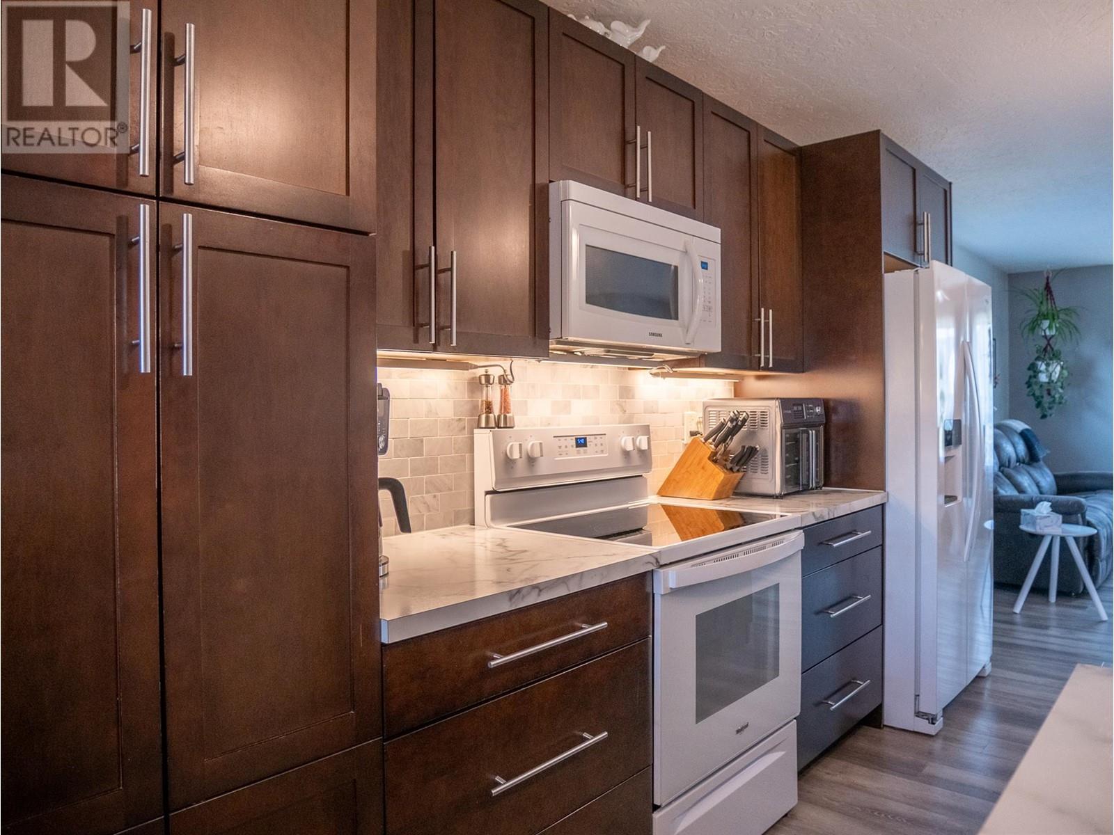 1717 86 Avenue, Dawson Creek, British Columbia  V1G 0B2 - Photo 22 - 10351283