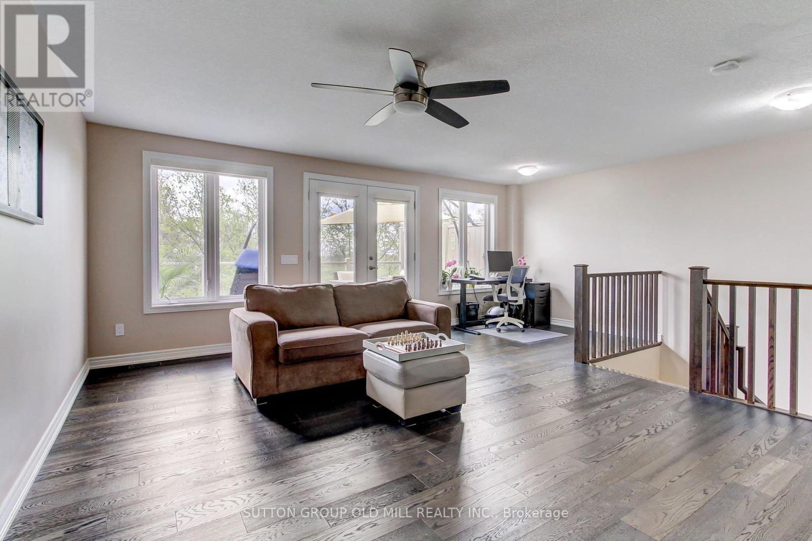 53 Southshore Crescent, Hamilton, Ontario  L8E 0J3 - Photo 28 - X12167081