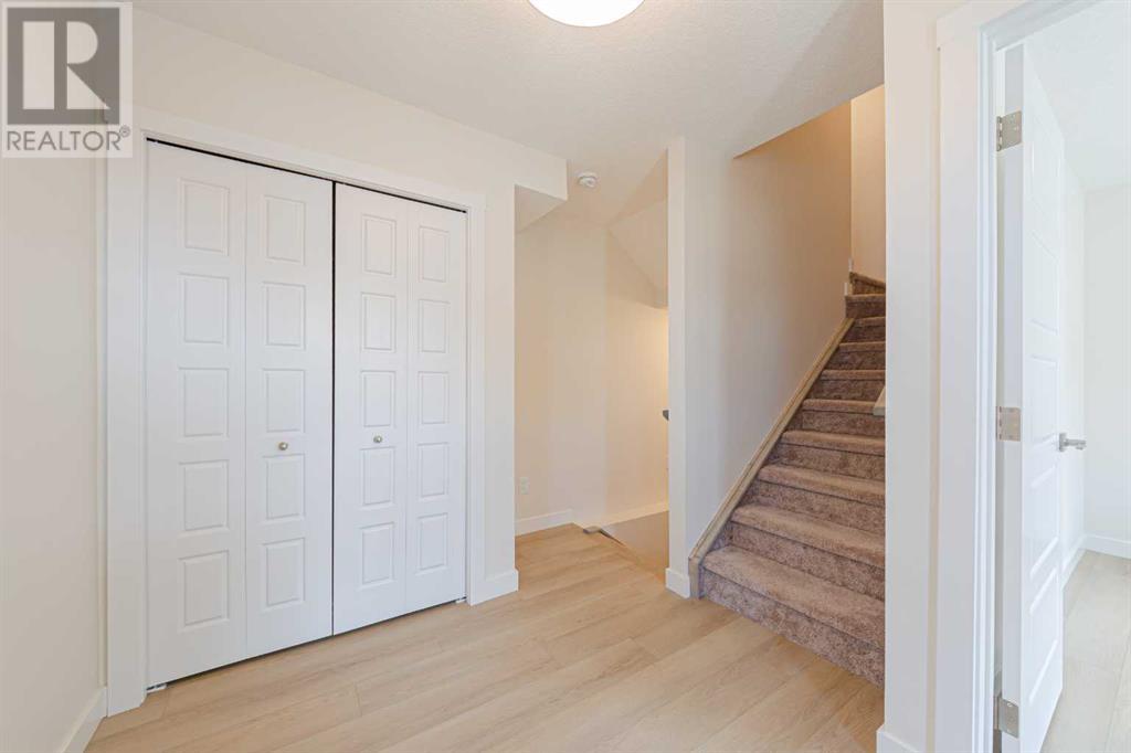 Property at 446 Alpine Avenue SW image 5