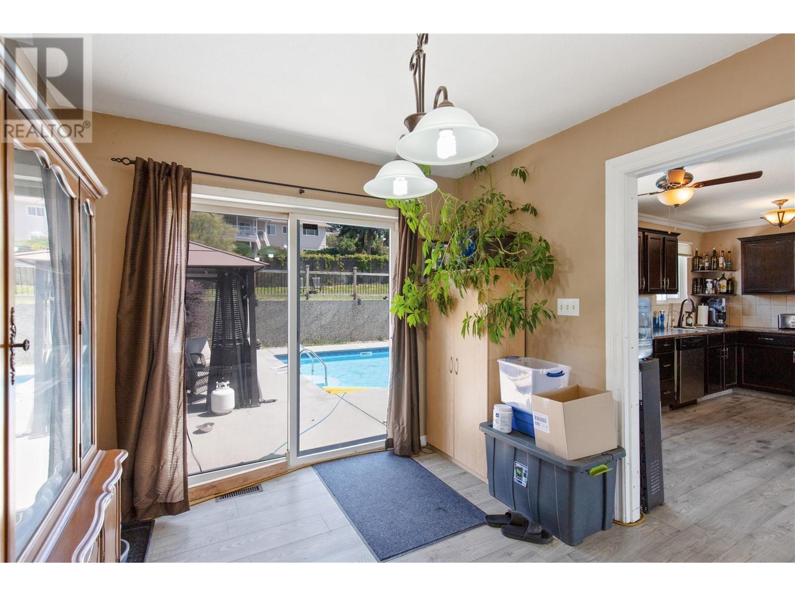 6845 Herry Road, Vernon, British Columbia  V1B 3T4 - Photo 22 - 10350892
