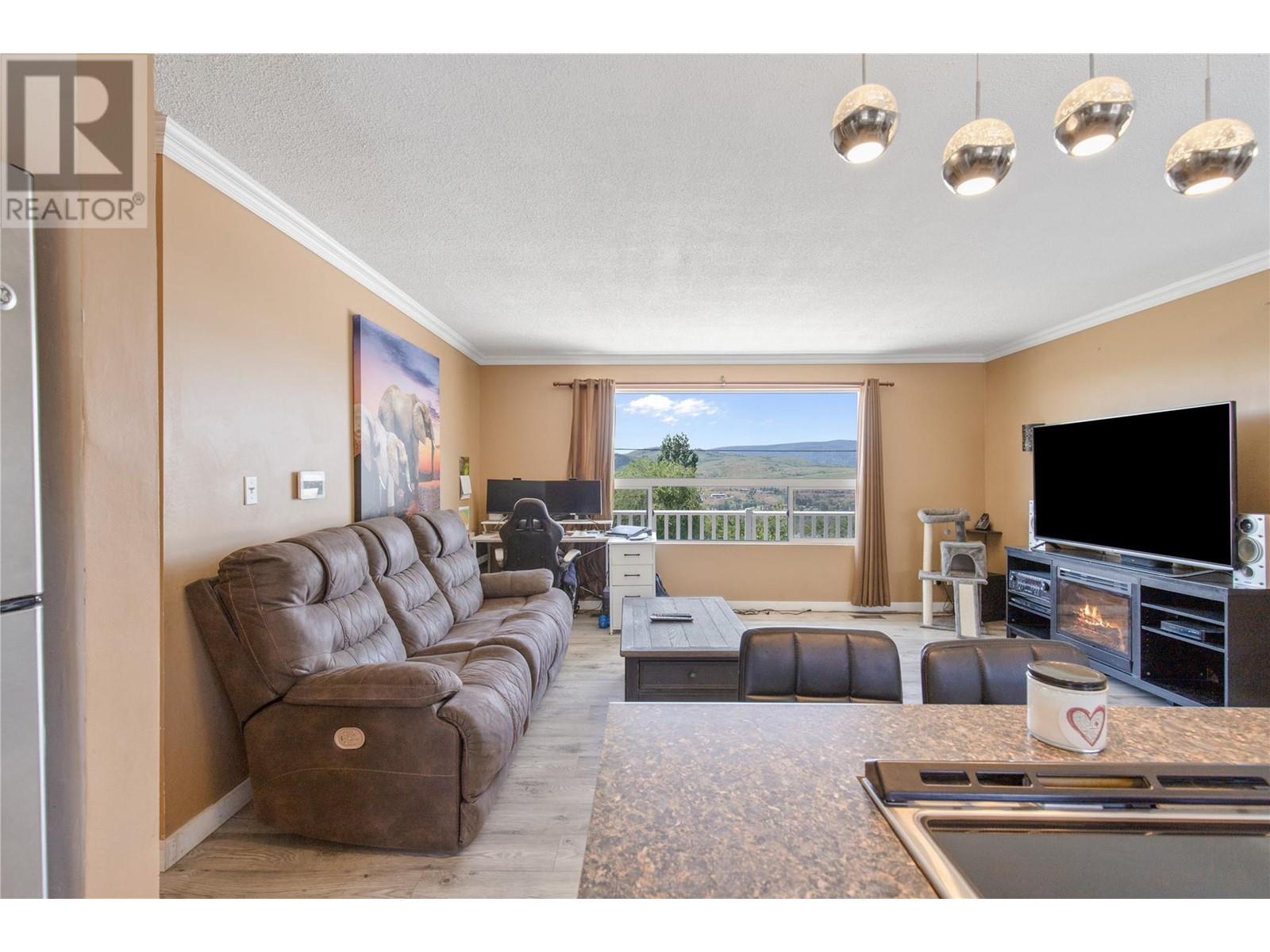 6845 Herry Road, Vernon, British Columbia  V1B 3T4 - Photo 6 - 10350892