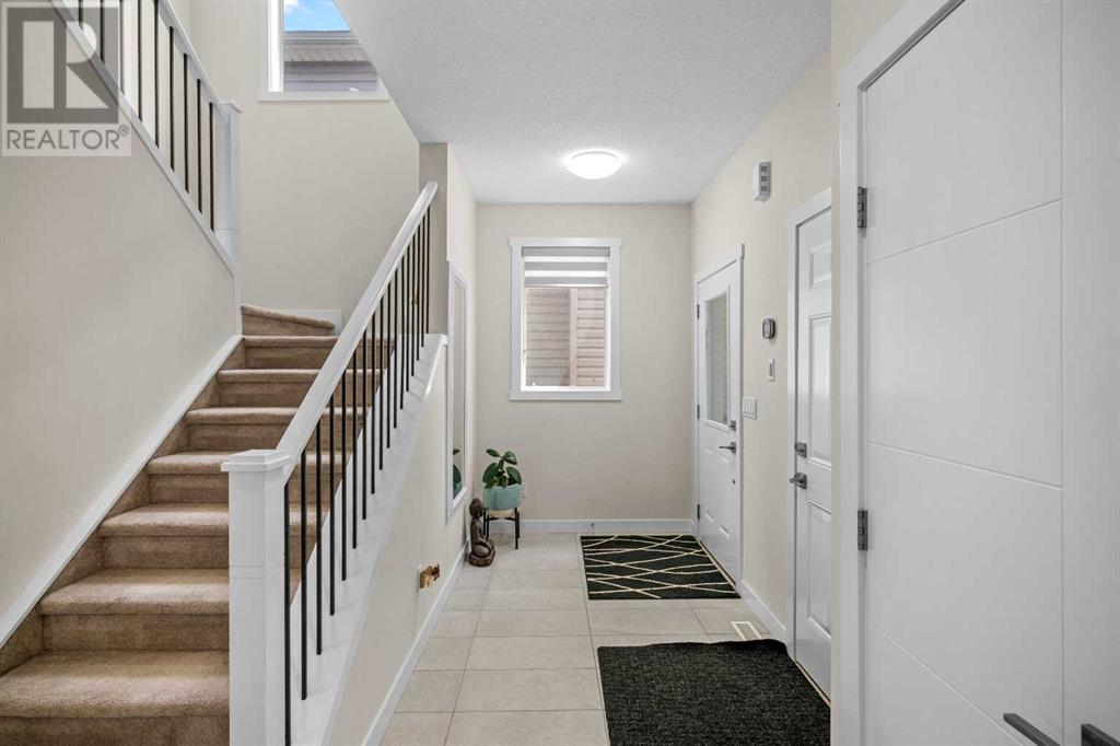 386 Corner Meadows Way Ne, Calgary, Alberta  T3N 1Y6 - Photo 7 - A2225388