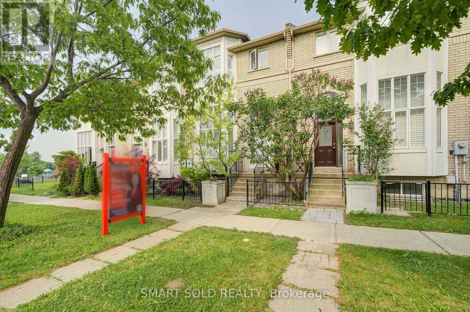 241 SHIRLEY DRIVE, Richmond Hill, Ontario
