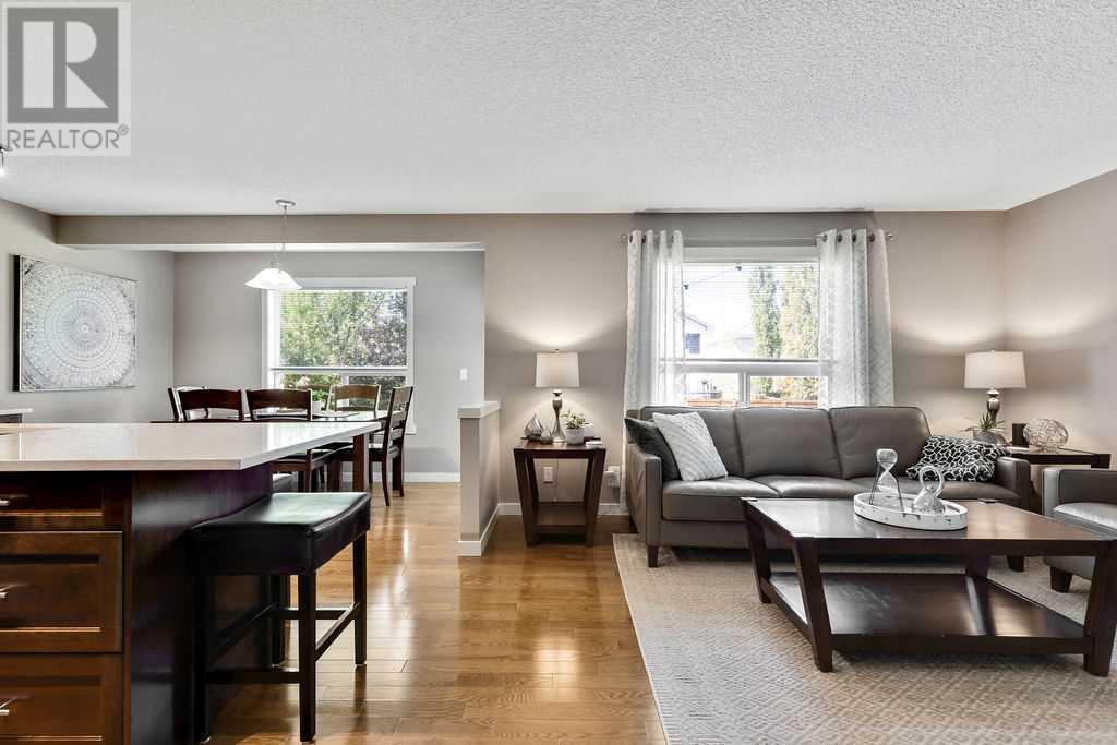 337 Douglas Ridge Circle Se, Calgary, Alberta  T2Z 3H7 - Photo 8 - A2226618