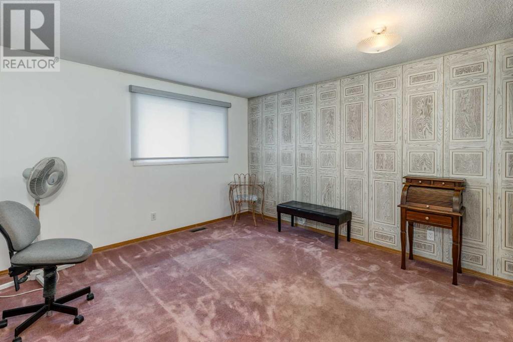 167 Pinemeadow Road Ne, Calgary, Alberta  T1Y 4N8 - Photo 19 - A2220406