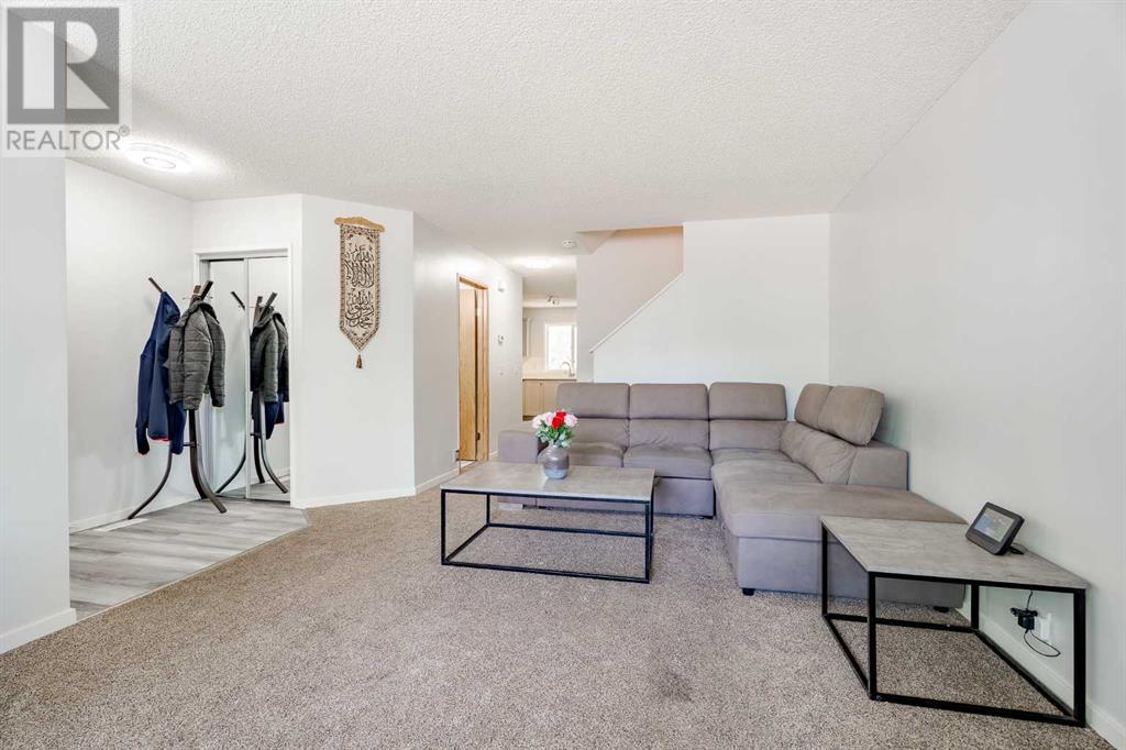 127 Martin Crossing Court Ne, Calgary, Alberta  T3J 3P3 - Photo 7 - A2226259