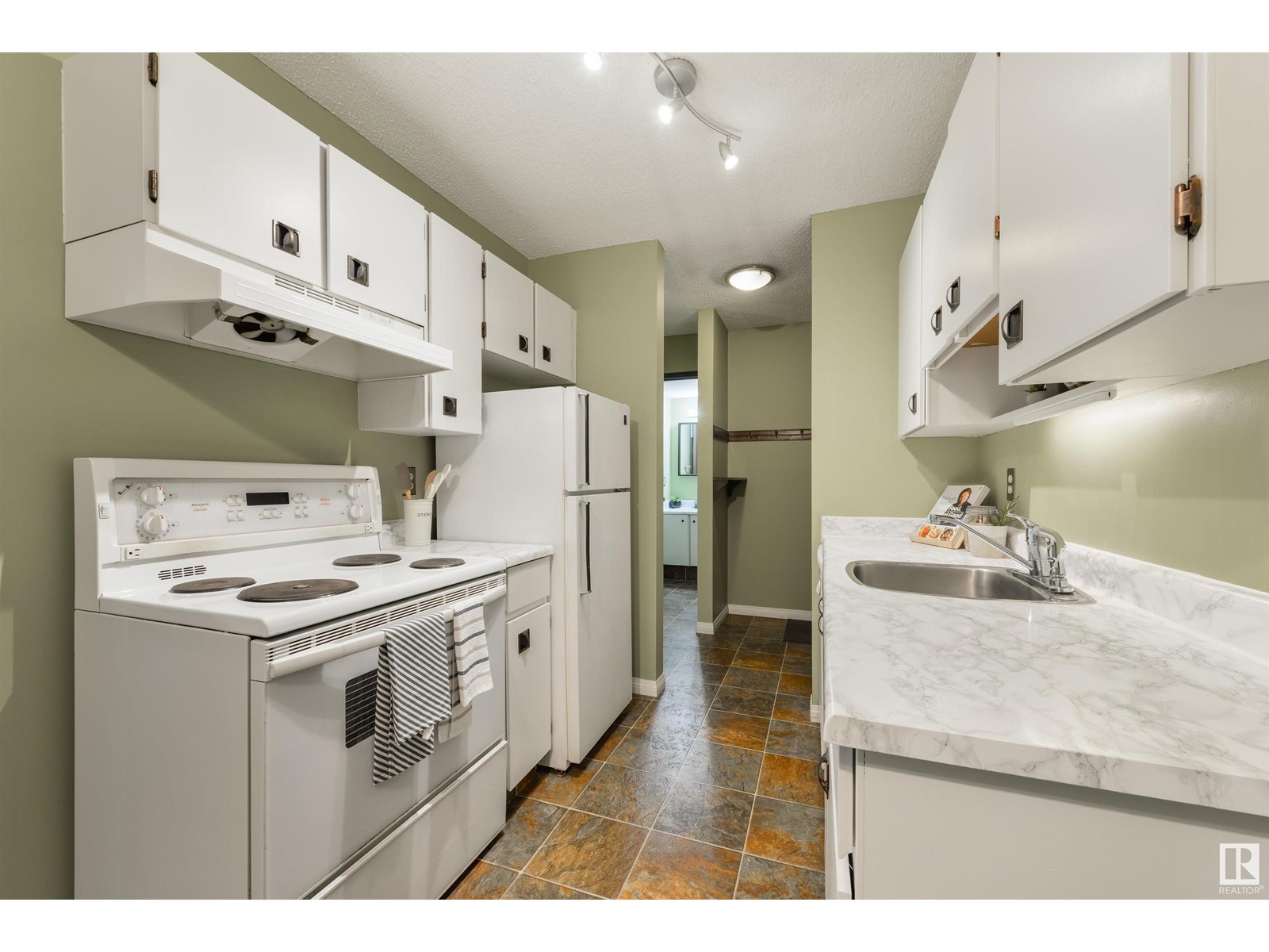 #310 10250 116 St Nw, Edmonton, Alberta  T5K 1W4 - Photo 5 - E4441071
