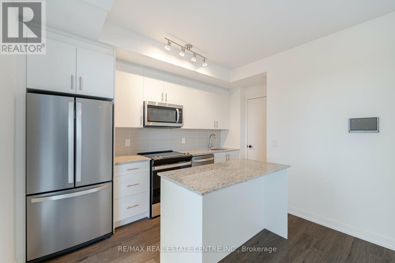 315 - 335 Wheat Boom Drive, Oakville, Ontario  L6H 7X4 - Photo 12 - W12204244