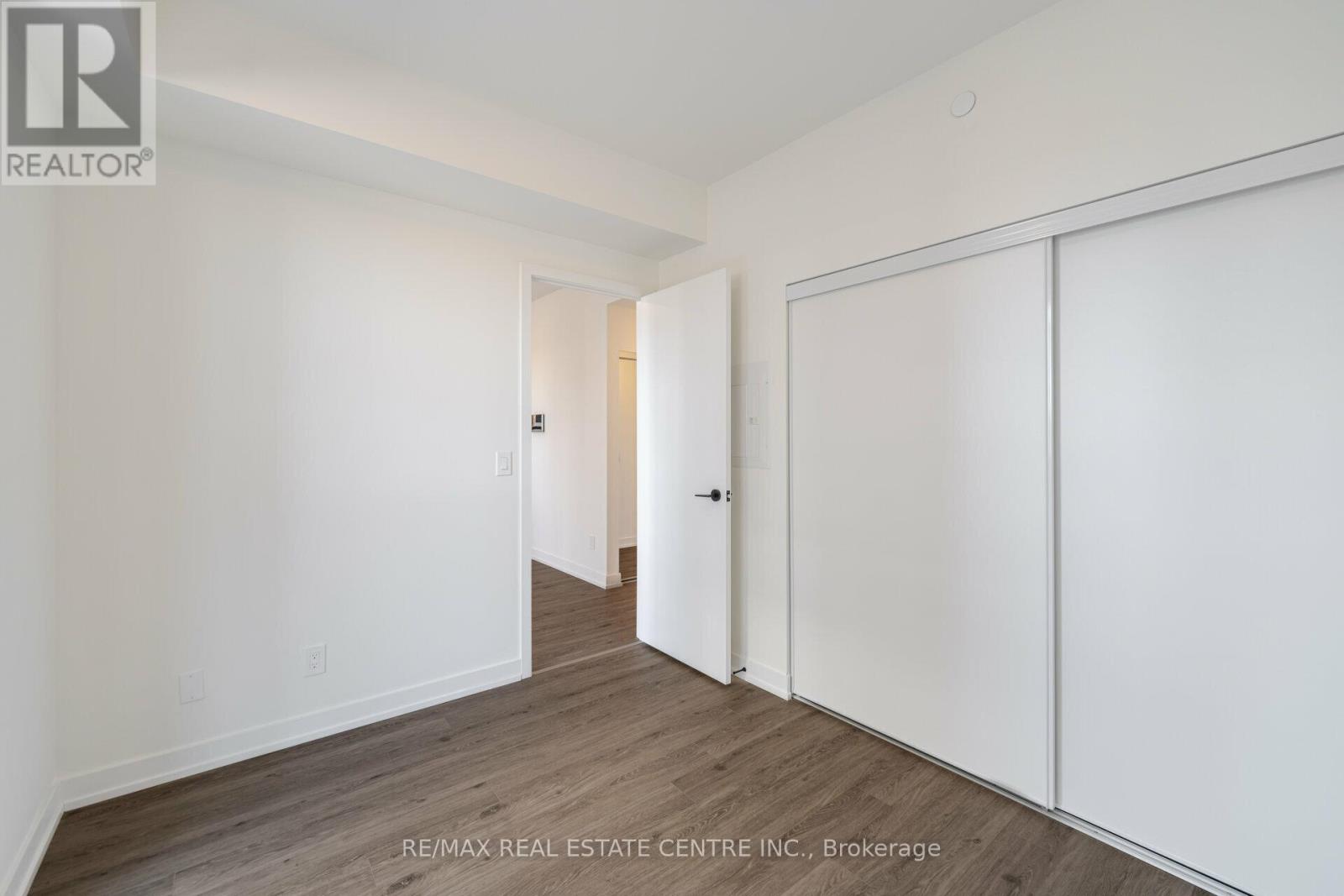 315 - 335 Wheat Boom Drive, Oakville, Ontario  L6H 7X4 - Photo 17 - W12204244