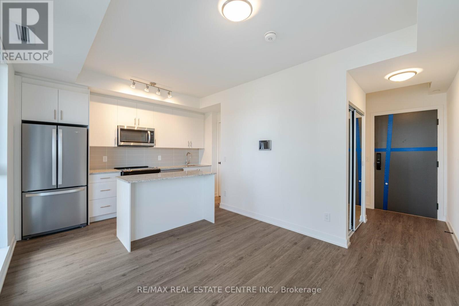 315 - 335 Wheat Boom Drive, Oakville, Ontario  L6H 7X4 - Photo 5 - W12204244