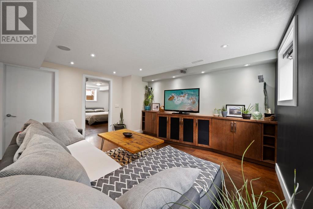 1725 28 Street Sw, Calgary, Alberta  T3C 1M1 - Photo 32 - A2227786