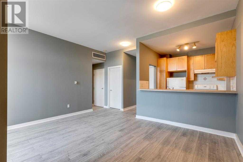 Property at 207, 4908 17 Avenue SE image 4